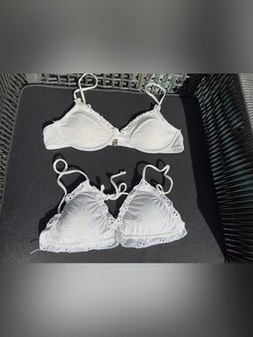 Set of 2 Eyelet Bikini Top, Bustier and triangle ruffle trim stukes